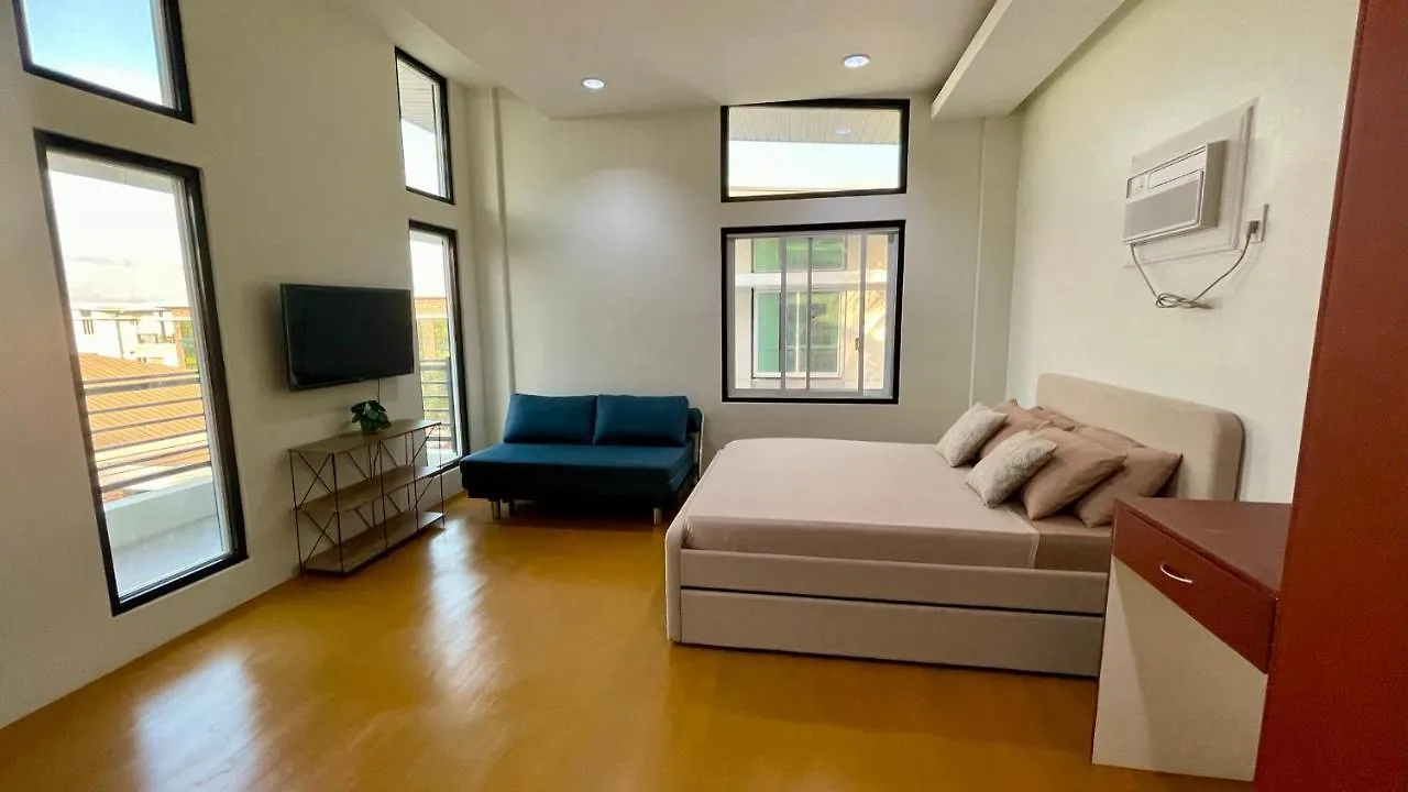 בית נופש Davao City New Big Cozy 3 Bedroom House Blue הפיליפינים