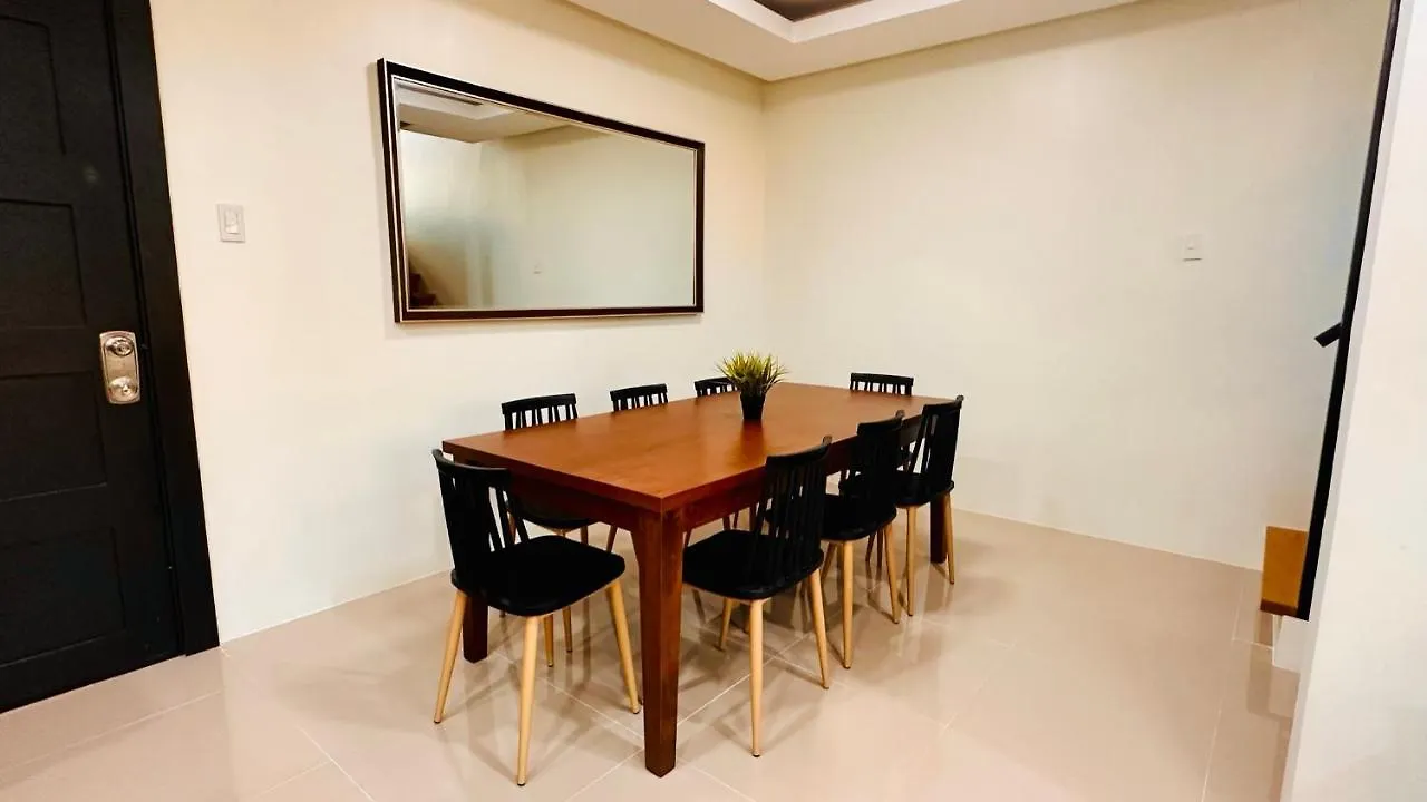 Davao City New Big Cozy 3 Bedroom House Blue 0*,