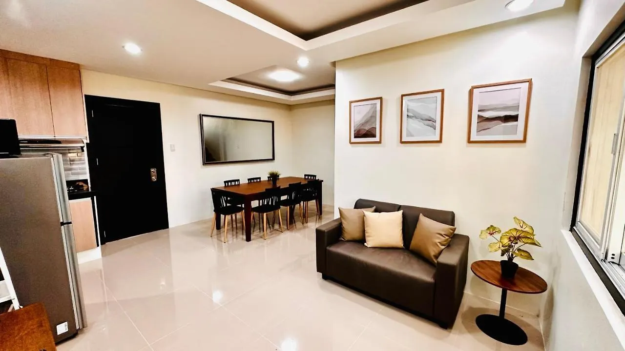 Davao City New Big Cozy 3 Bedroom House Blue